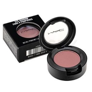 MAC Cosmetics Eye Shadow “Haux Satin” (Powder Eyeshadow)